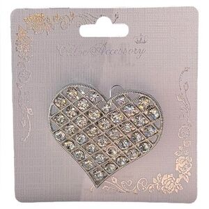 5/$25 Chloe Accessory Silver Crystal Heart Pin Brooch